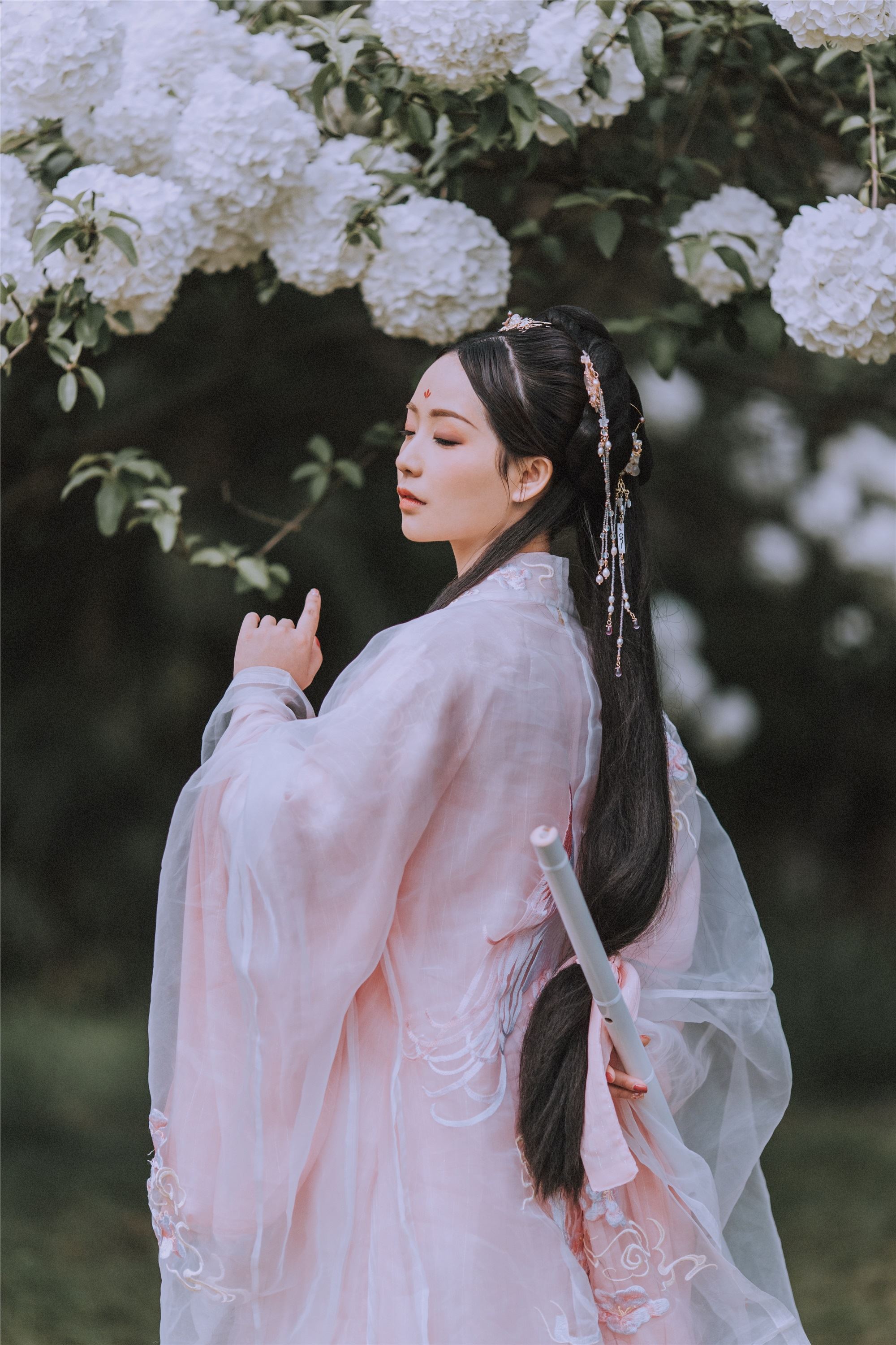 YITUYU艺图语 2021.09.02 满袖春 Seven